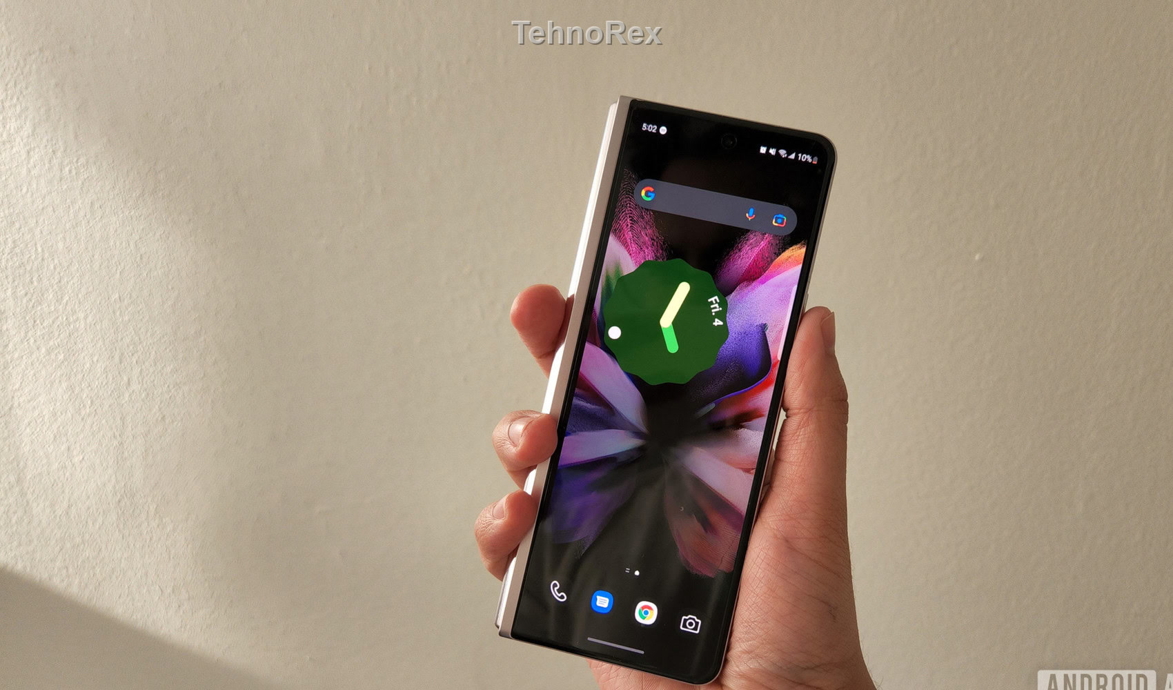 Samsung сняла с поддержки Galaxy Z Fold 3 и Flip 3: пришло время обновляться