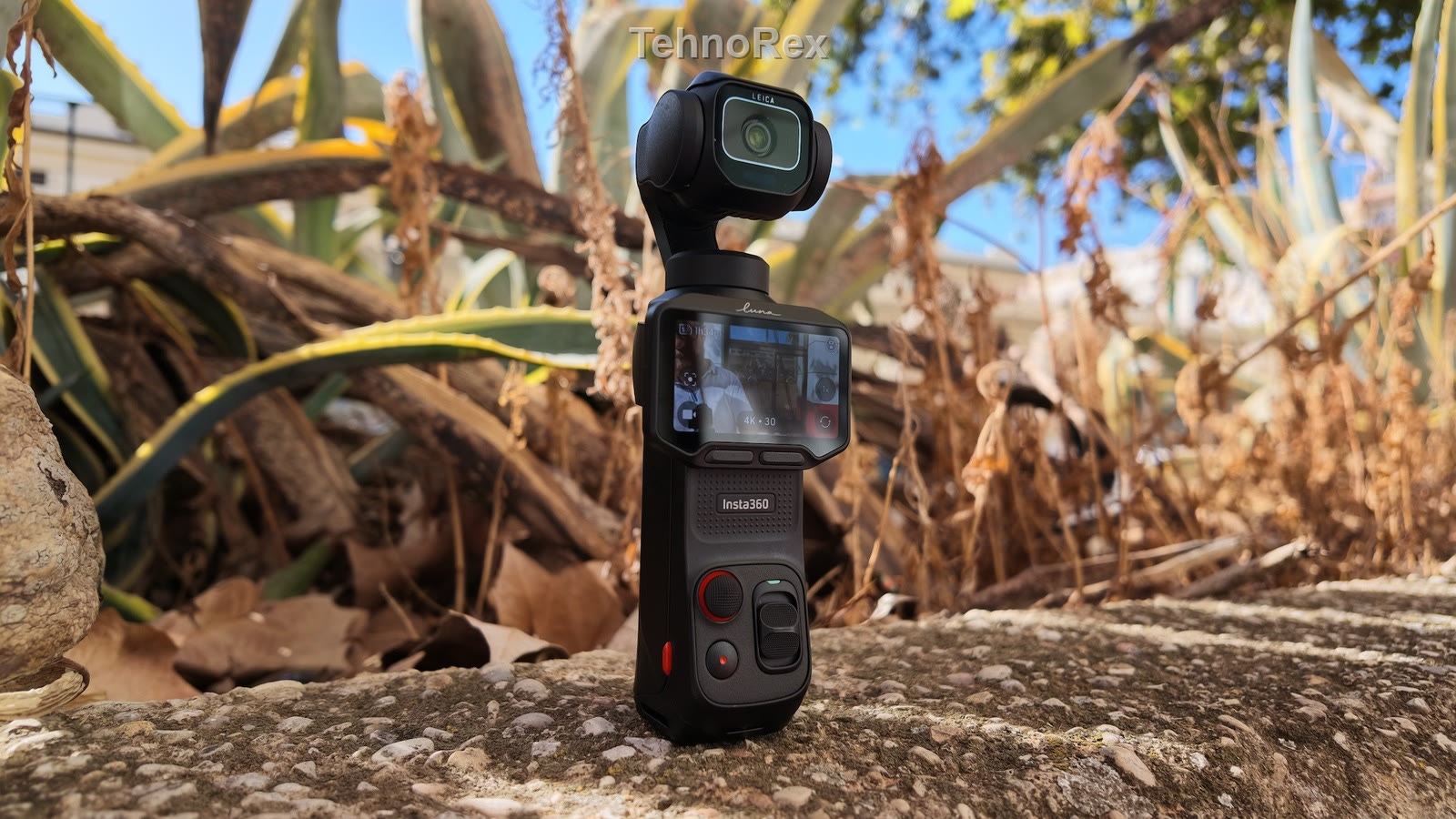 Insta360 Luna Pro: карманная камера с отсоединяемым экраном — первые обзоры