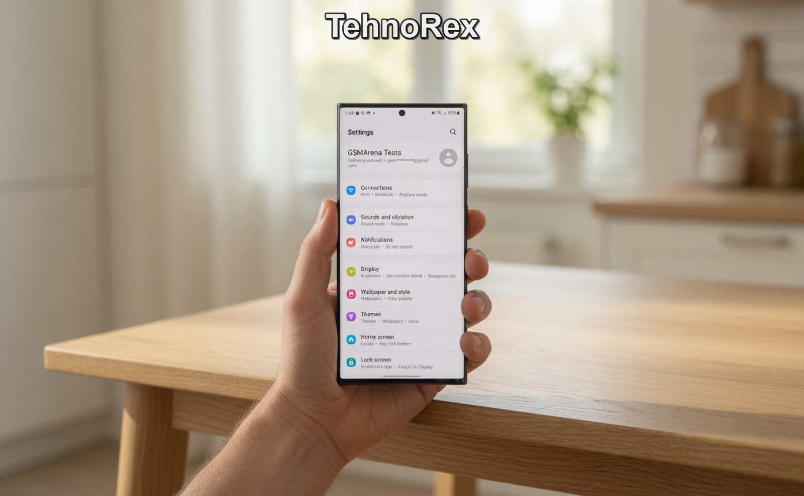 Galaxy S22 Ultra с рукописной заметкой