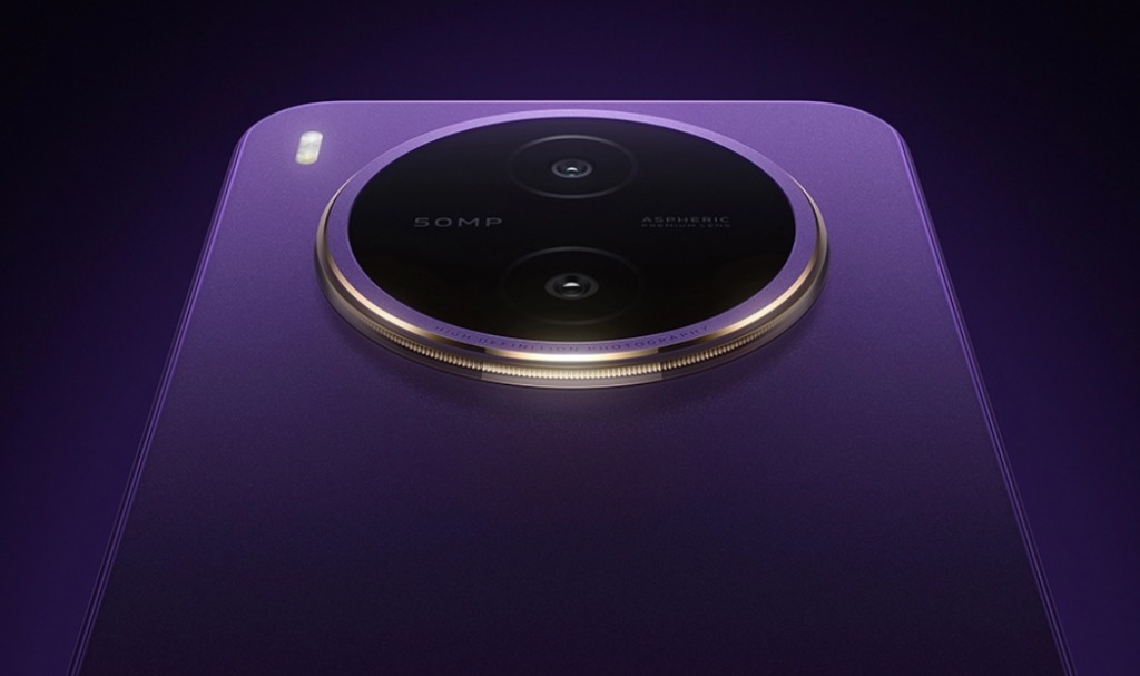 vivo Y600s Pro: блок основной камеры крупным планом