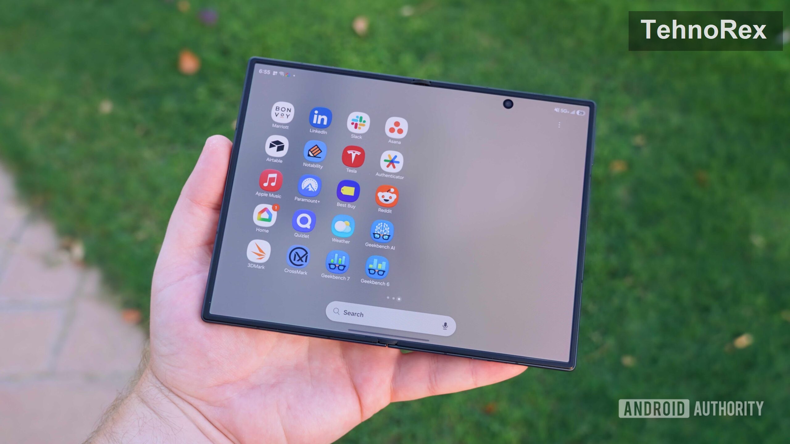 Владельцы Galaxy Z Fold 8 заметили мягкие углы внутреннего экрана