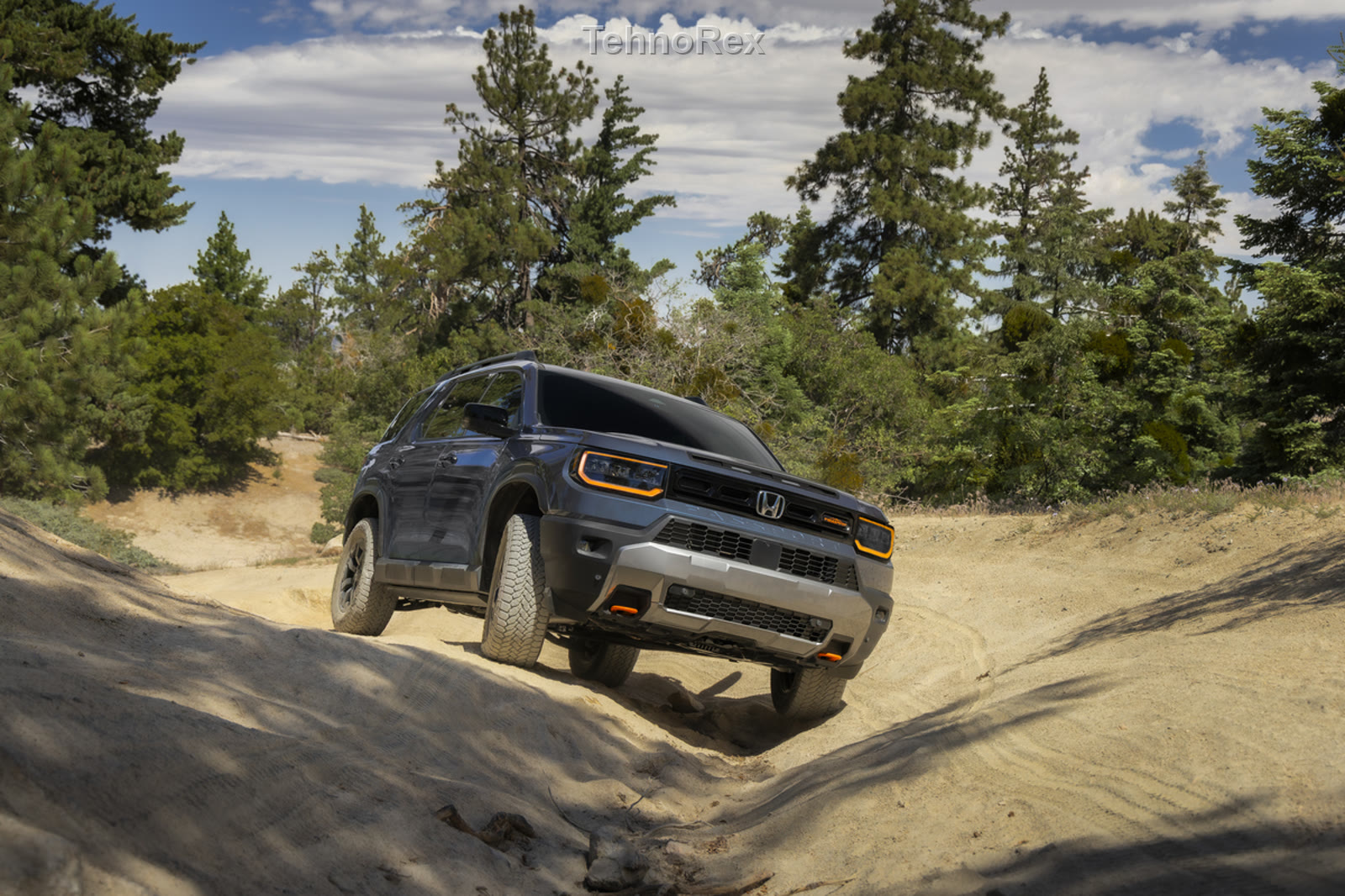 Honda Passport TrailSport 2027: передняя часть