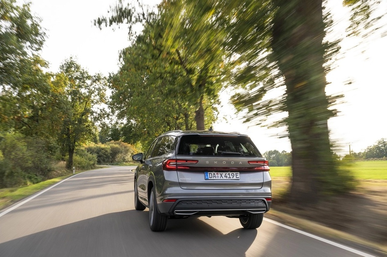Škoda Kodiaq: 272 л.с. и версия Laurin & Klement