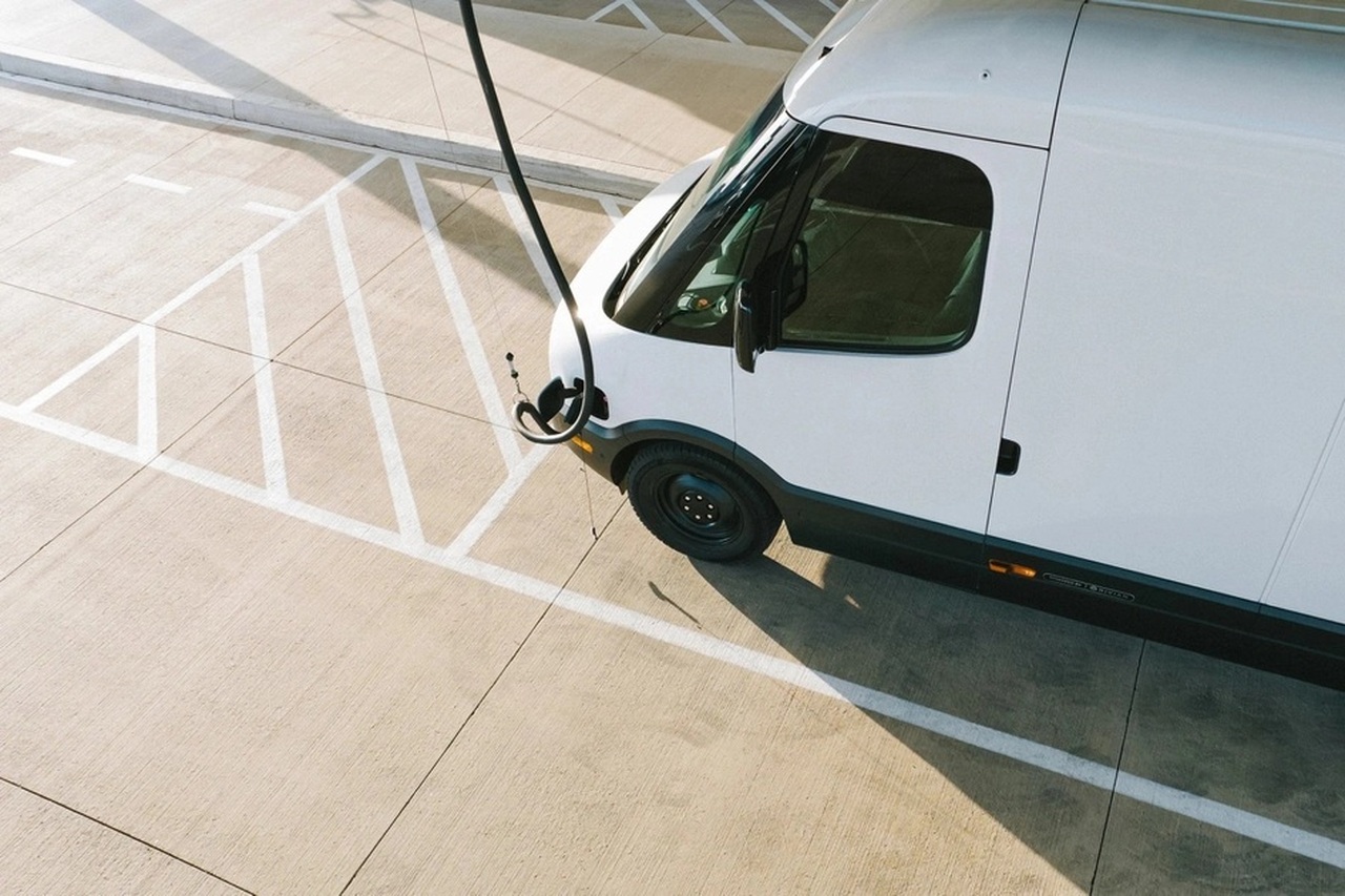 Rivian Delivery 700.