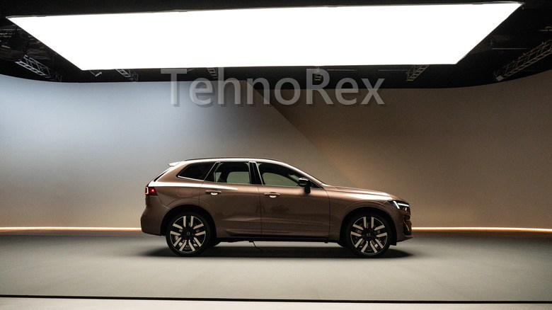 Volvo XC60 и XC90 2028: PHEV с батареей больше, ценник пока как у T8