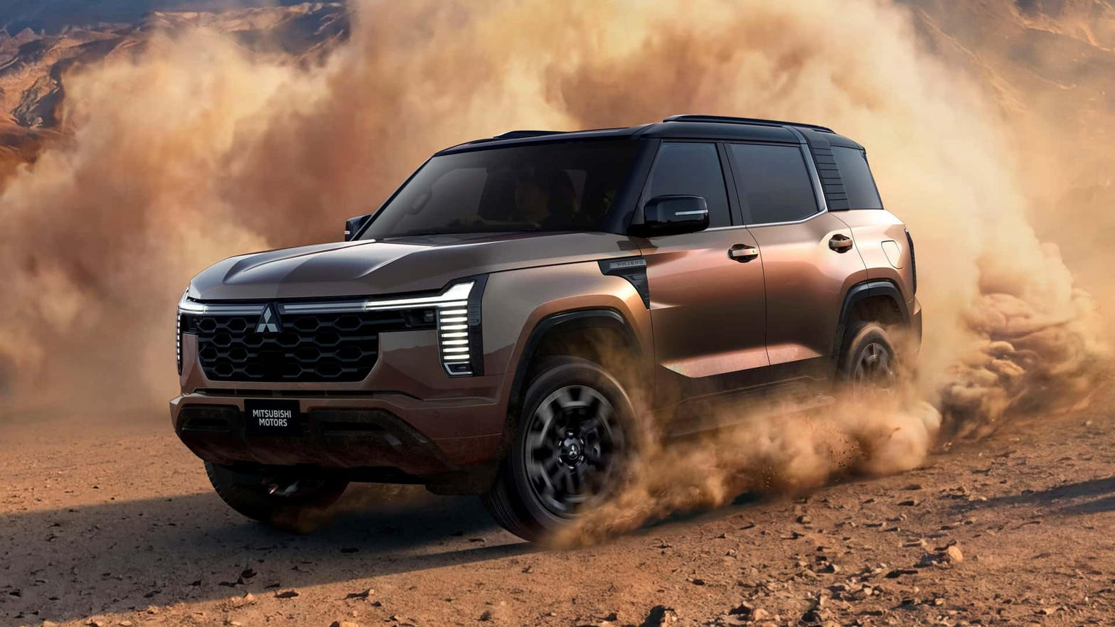 Mitsubishi Pajero 2027 на песке официальное фото