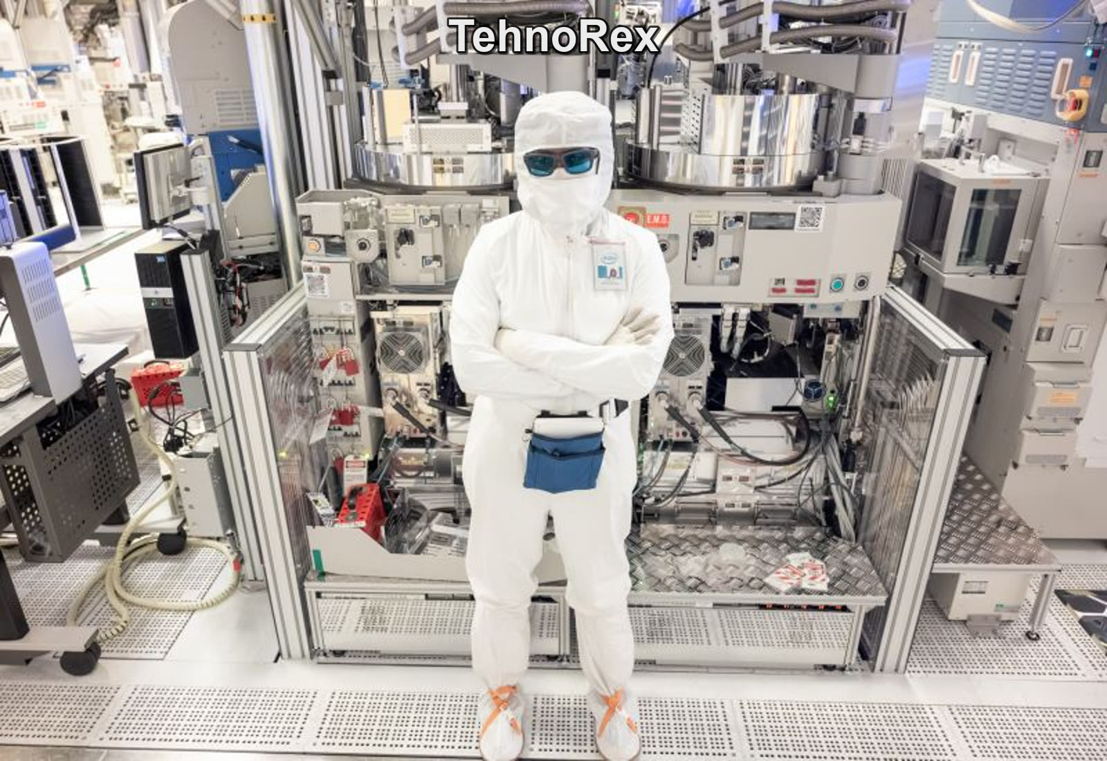 США строят фабрики чипов, а к 2030-му не хватит 157 тысяч людей