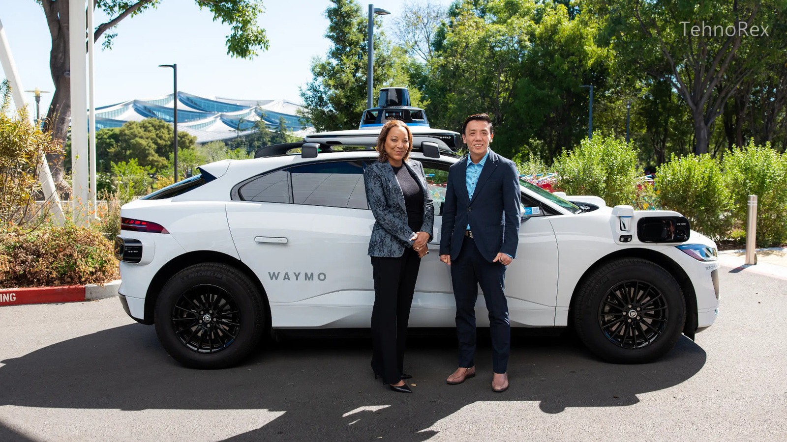 Waymo едет в Сингапур: беспилотные поездки для публики обещают с 2028