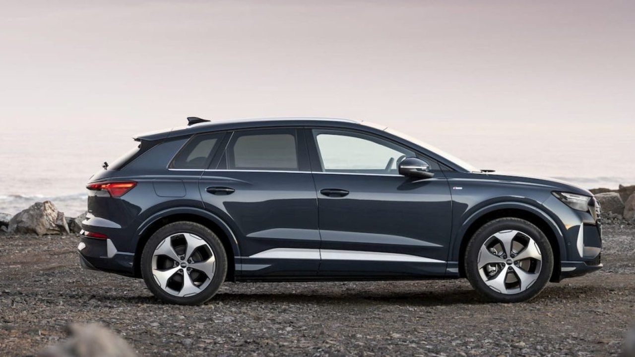 Volkswagen отзывает 85 000 электромобилей