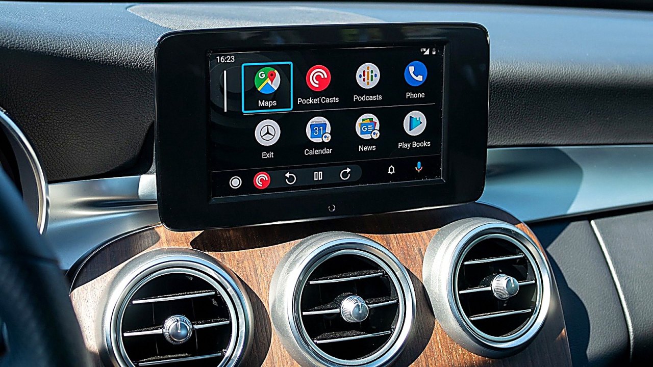 Google Meet в Android Auto: зачем звонить на встречу из машины?