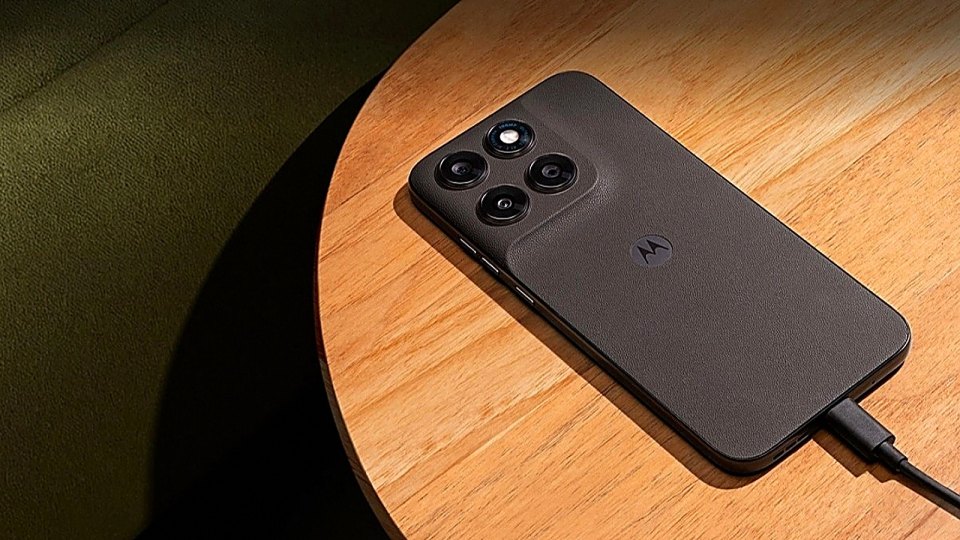 Moto G67 и G77: AMOLED 120 Гц в среднем классе за 260 евро