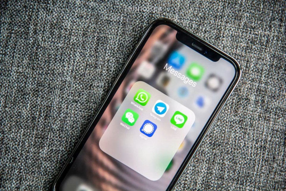 ИИ написал червя для взлома WeChat: уязвимость обнаружила нейросеть за два дня