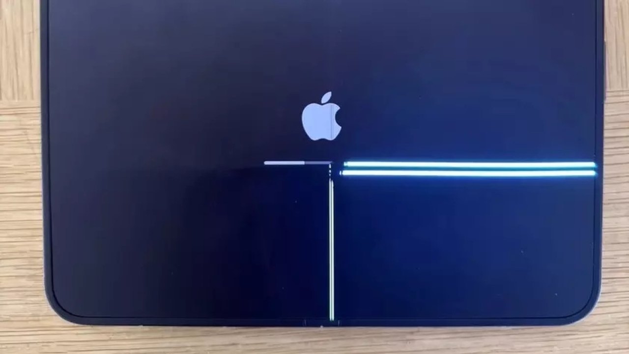 Apple признала проблему с дисплеем iPhone Duo