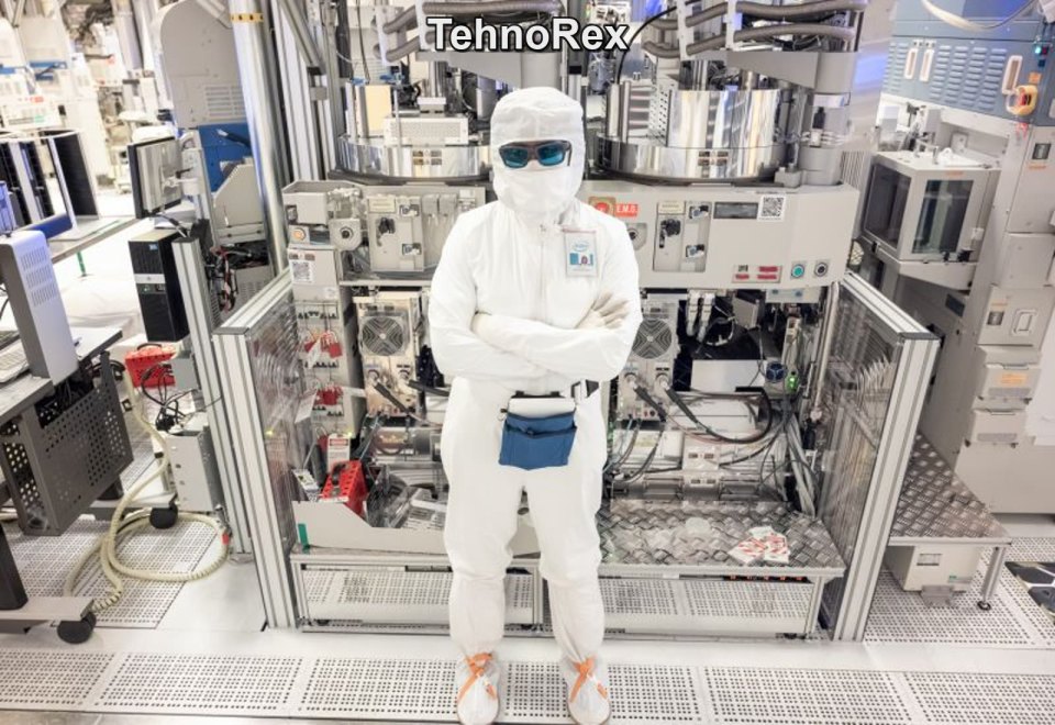 США строят фабрики чипов, а к 2030-му не хватит 157 тысяч людей