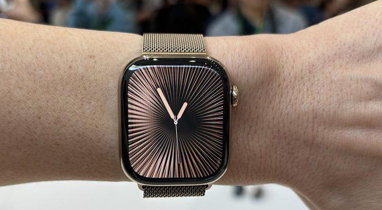 Apple Watch 2027 с камерой в Минске.