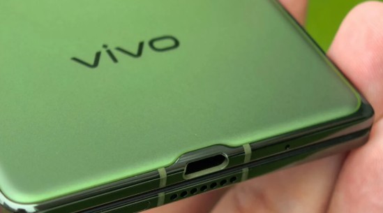 Vivo X Fold5 USB